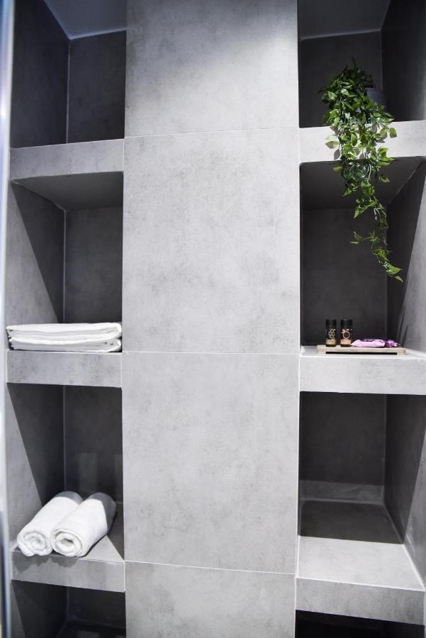Central44 Omg Casual Suite Atene Esterno foto