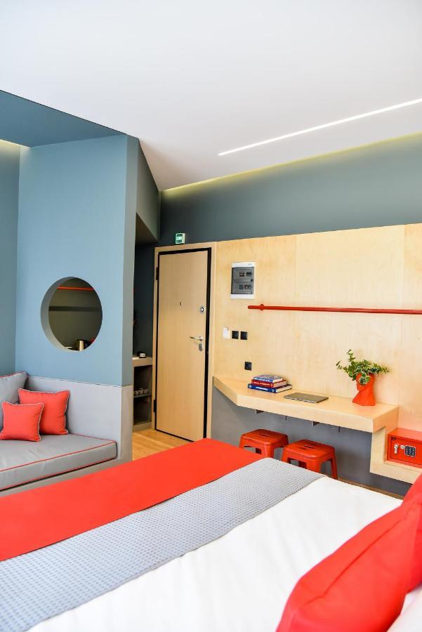 Central44 Omg Casual Suite Atene Esterno foto